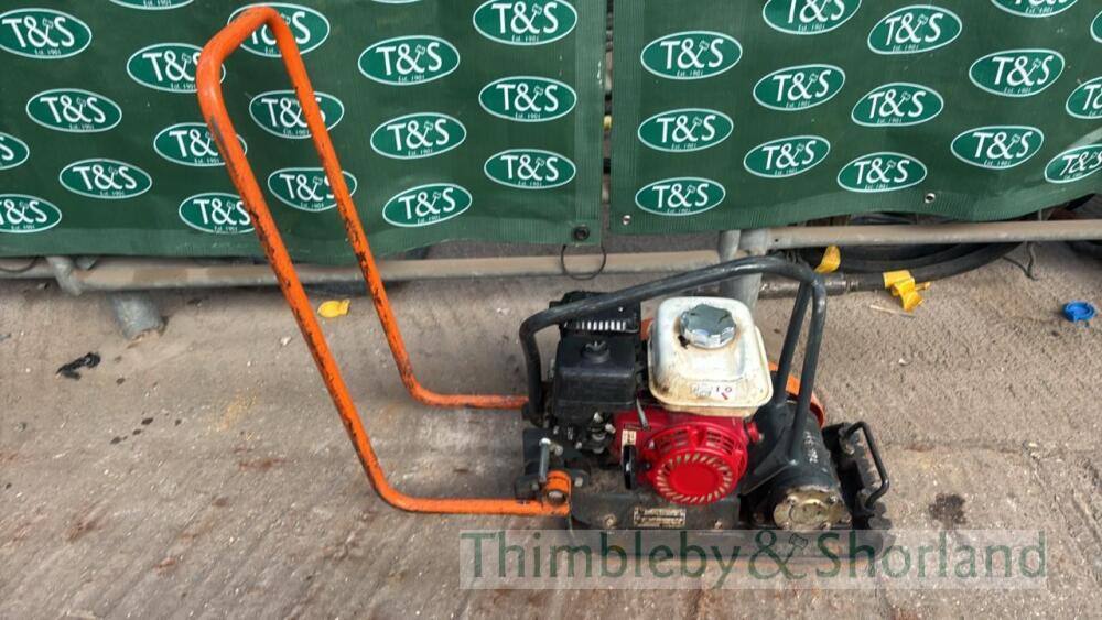 Belle 12 petrol plate compactor