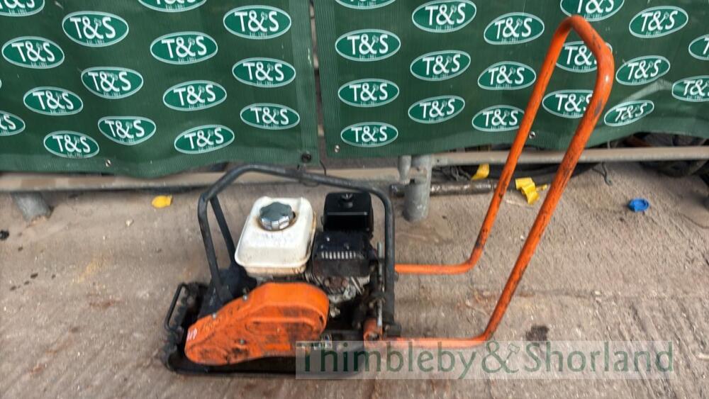 Belle 12 petrol plate compactor
