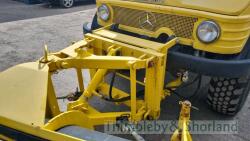 Mercedes 406 Unimog - 3