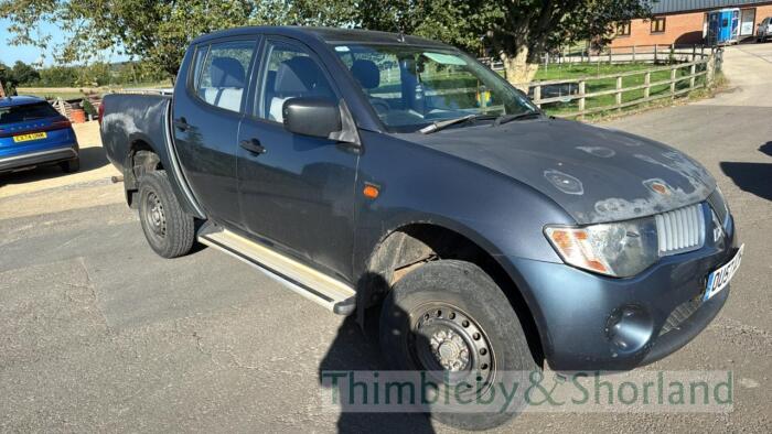 Mitsubishi L200 crew cab pickup (2007) OU57 XZV, 63,850 miles