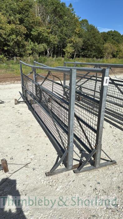 2 x 12&rsquo; wheeled yard yates
