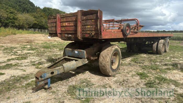 32ft bale trailer c/w dolly