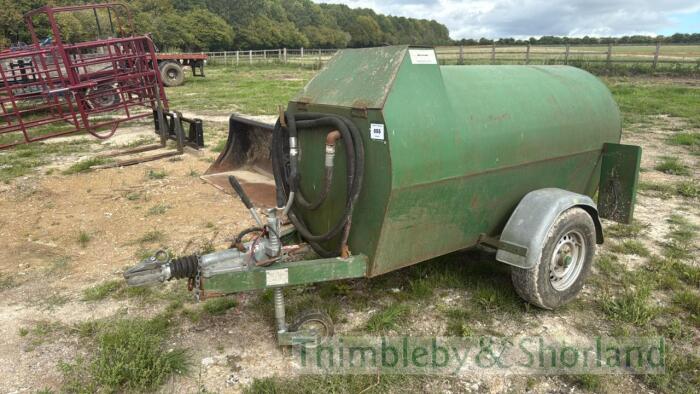 800 litre fuel bowser
