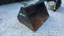 Albutt 54" front bucket, Quicke/Euro brackets, 0.75m3 capacity