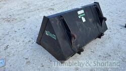 Albutt 54" front bucket, Quicke/Euro brackets, 0.75m3 capacity - 4