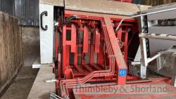 Arcusin C14 bale accumulator/stacker (2013) - 16