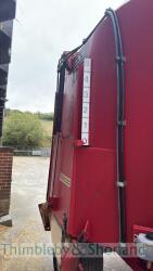 HiSpec V12 vertical feed mixer trailer (2011) - 8