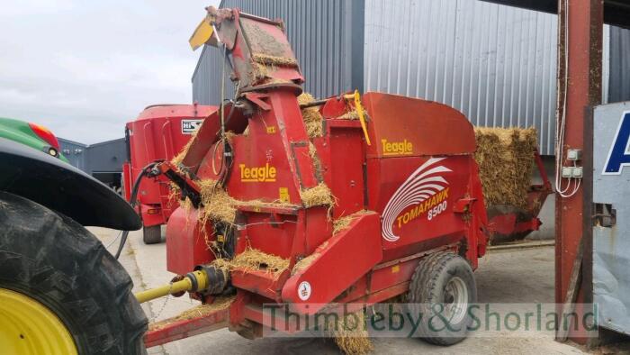 Teagle Tomahawk 8500 SC bale shredder & spreader (2014)