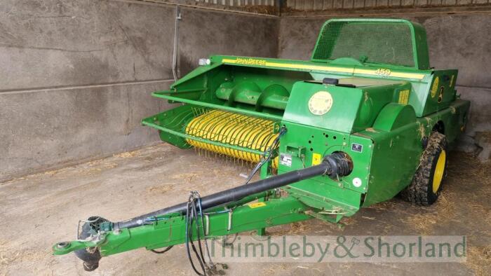 John Deere 459 conventional baler (2013)
