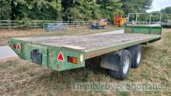Staines 28' twinaxle bale trailer - 7