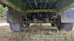Staines 28' twinaxle bale trailer - 8