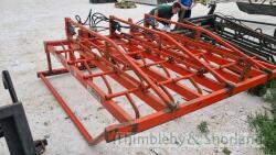 Browns Buzzard SB3 bale handler - 4