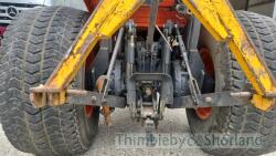 Kubota L5240 Compact Tractor (2017) 4742 ours - A frame not included - 9
