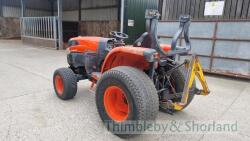 Kubota L5240 Compact Tractor (2017) 4742 ours - A frame not included - 10