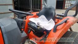 Kubota L5240 Compact Tractor (2017) 4742 ours - A frame not included - 13