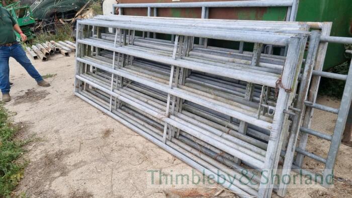 3.5m galvanised L.D. gate